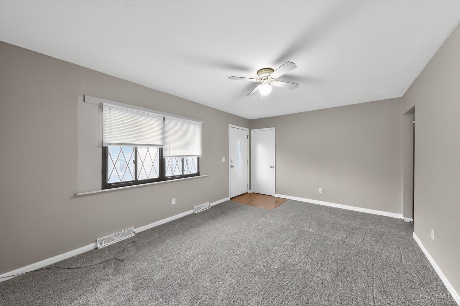3910 Delhi Road Cincinnati, OH 45204 - Photo 10 of 38