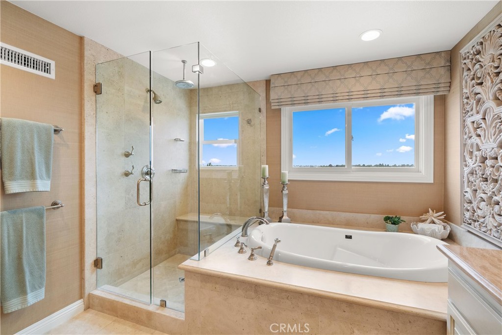 9 Rue Cannes Newport Beach, CA 92660 - Photo 11 of 28