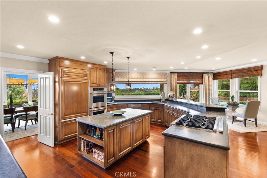 9 Rue Cannes Newport Beach, CA 92660 - Photo 6 of 28
