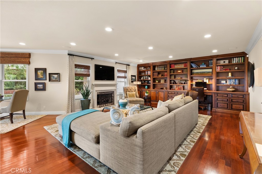 9 Rue Cannes Newport Beach, CA 92660 - Photo 8 of 28