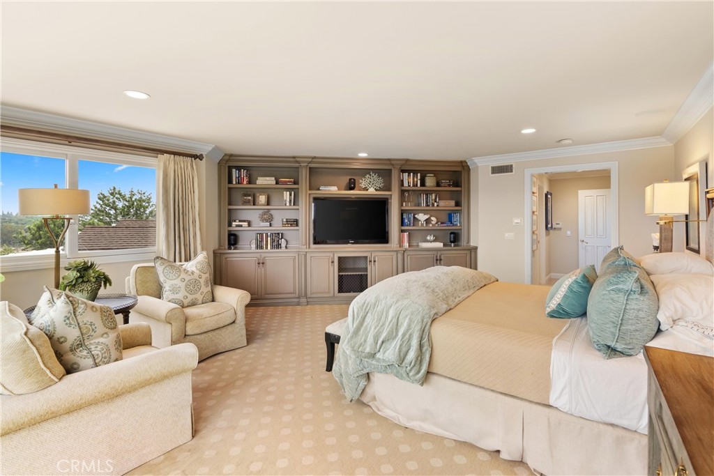 9 Rue Cannes Newport Beach, CA 92660 - Photo 10 of 28