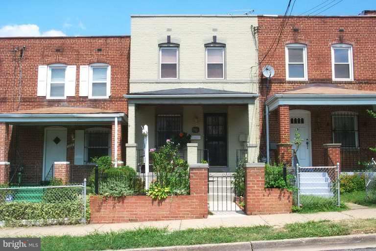 1508 Howard Road Southeast Washington, DC 20020 - Photo 15 of 16 Exterior (Front)