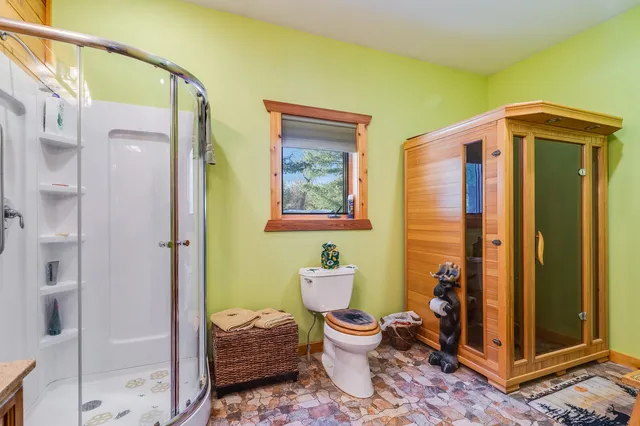 $820,000 | W7443 County Road T, Holland, WI 54636