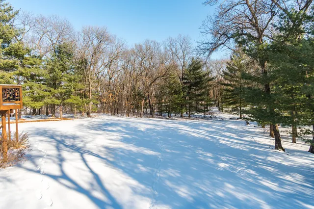 $820,000 | W7443 County Road T, Holland, WI 54636