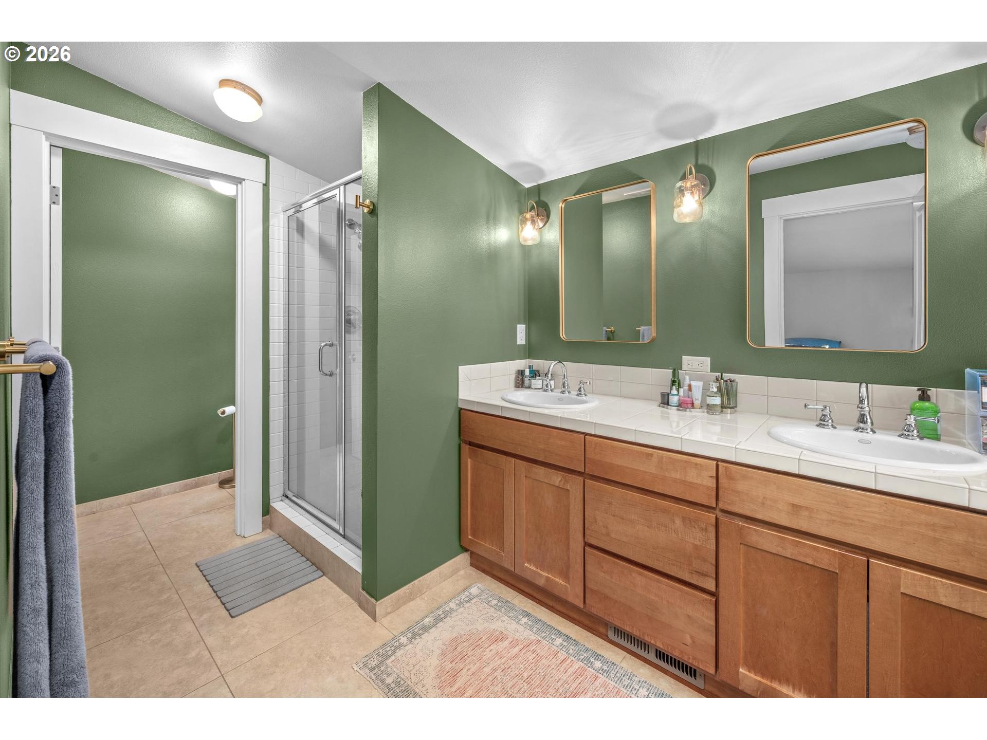 3823 Southeast Aldercrest Road Milwaukie, OR 97222 - Photo 29 of 45 Bathroom, Attached
