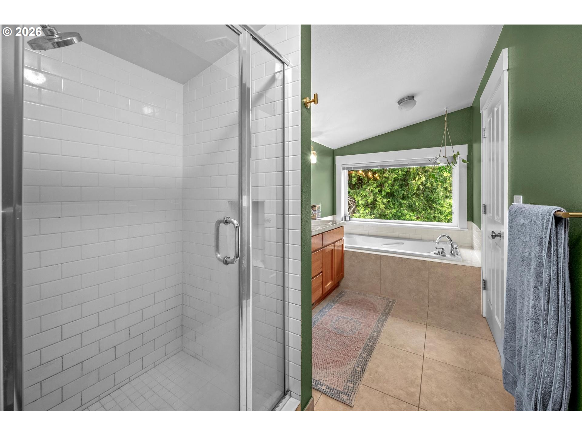 3823 Southeast Aldercrest Road Milwaukie, OR 97222 - Photo 30 of 45 Bathroom, Attached