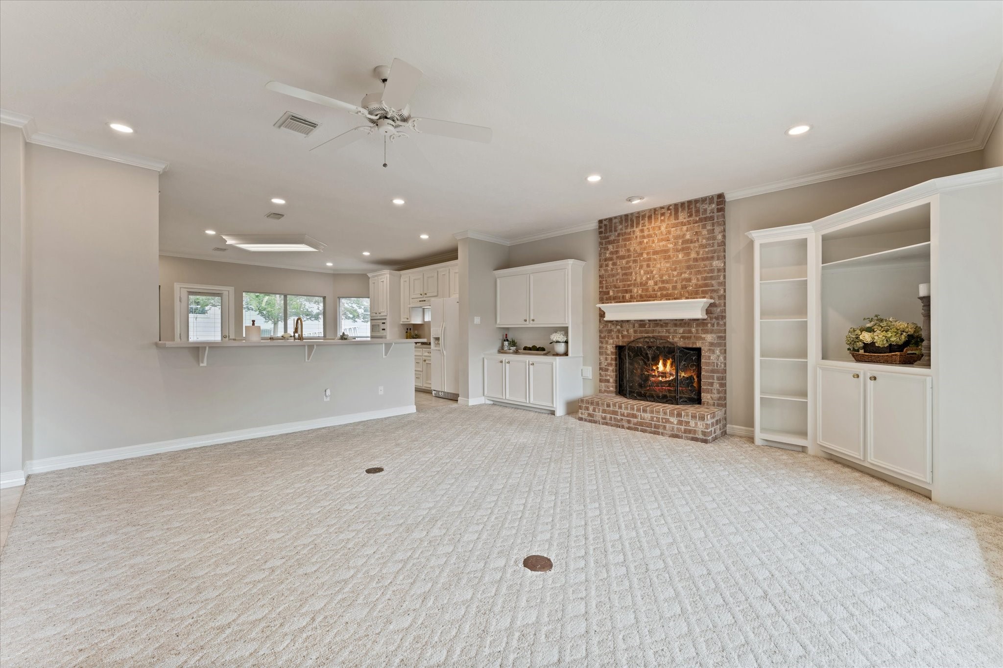 119 April Breeze Conroe, TX 77356 - Photo 9 of 50