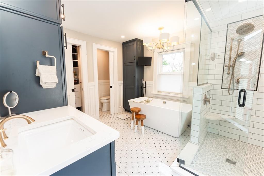 360 North 8th Street Indiana, PA 15701 - Photo 12 of 32 Master Bath