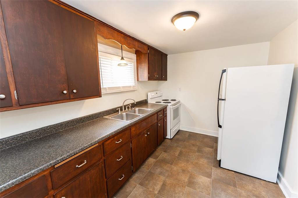 360 North 8th Street Indiana, PA 15701 - Photo 26 of 32 Above Garage Apartment