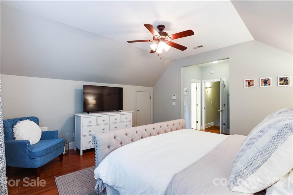 2209 Club Road Charlotte, NC 28205 - Photo 22 of 41 Gallery Image 22