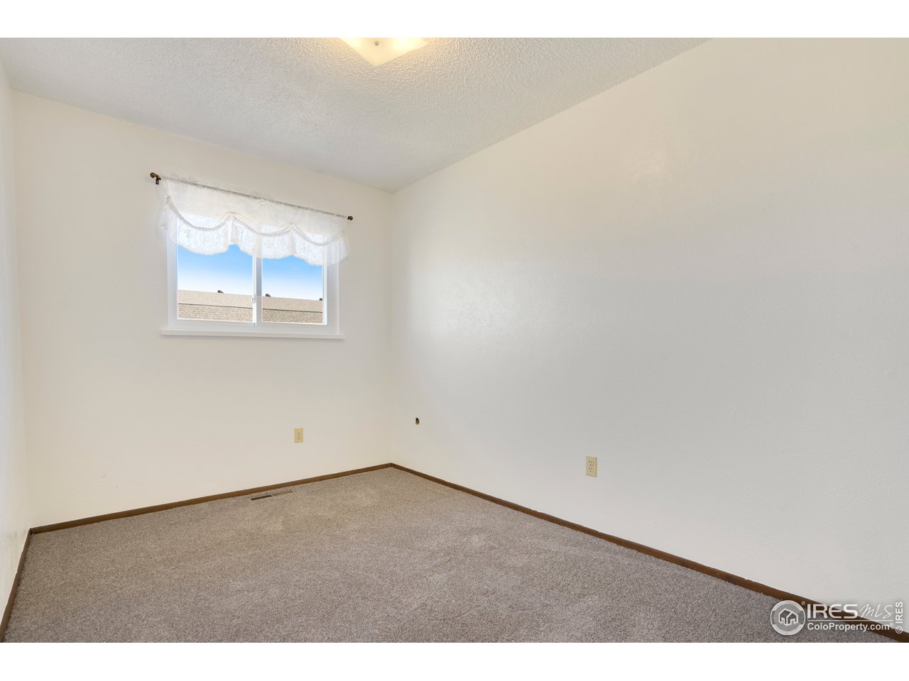 9062 Apache Road Longmont, CO 80504 - Photo 14 of 37 Gallery Image 14