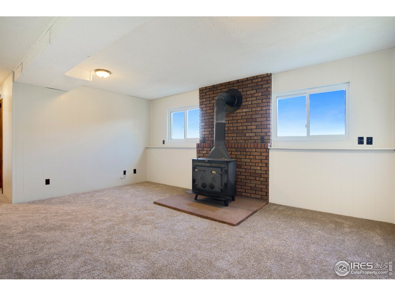 9062 Apache Road Longmont, CO 80504 - Photo 16 of 37 2nd living space