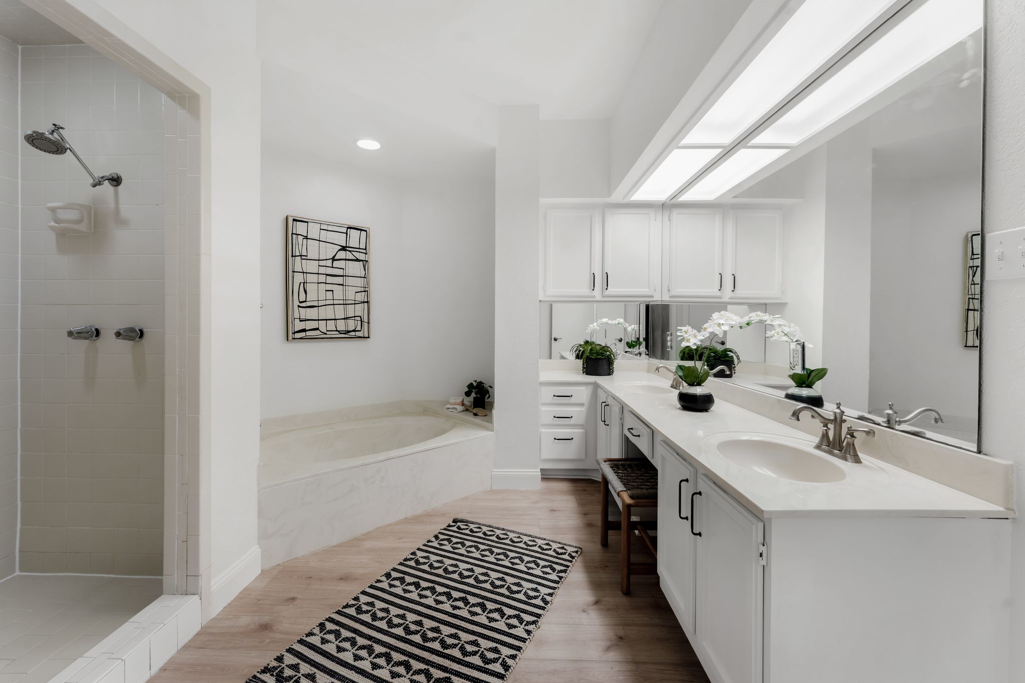 4711 Spicewood Springs Road, Unit 254 Austin, TX 78759 - Photo 11 of 24