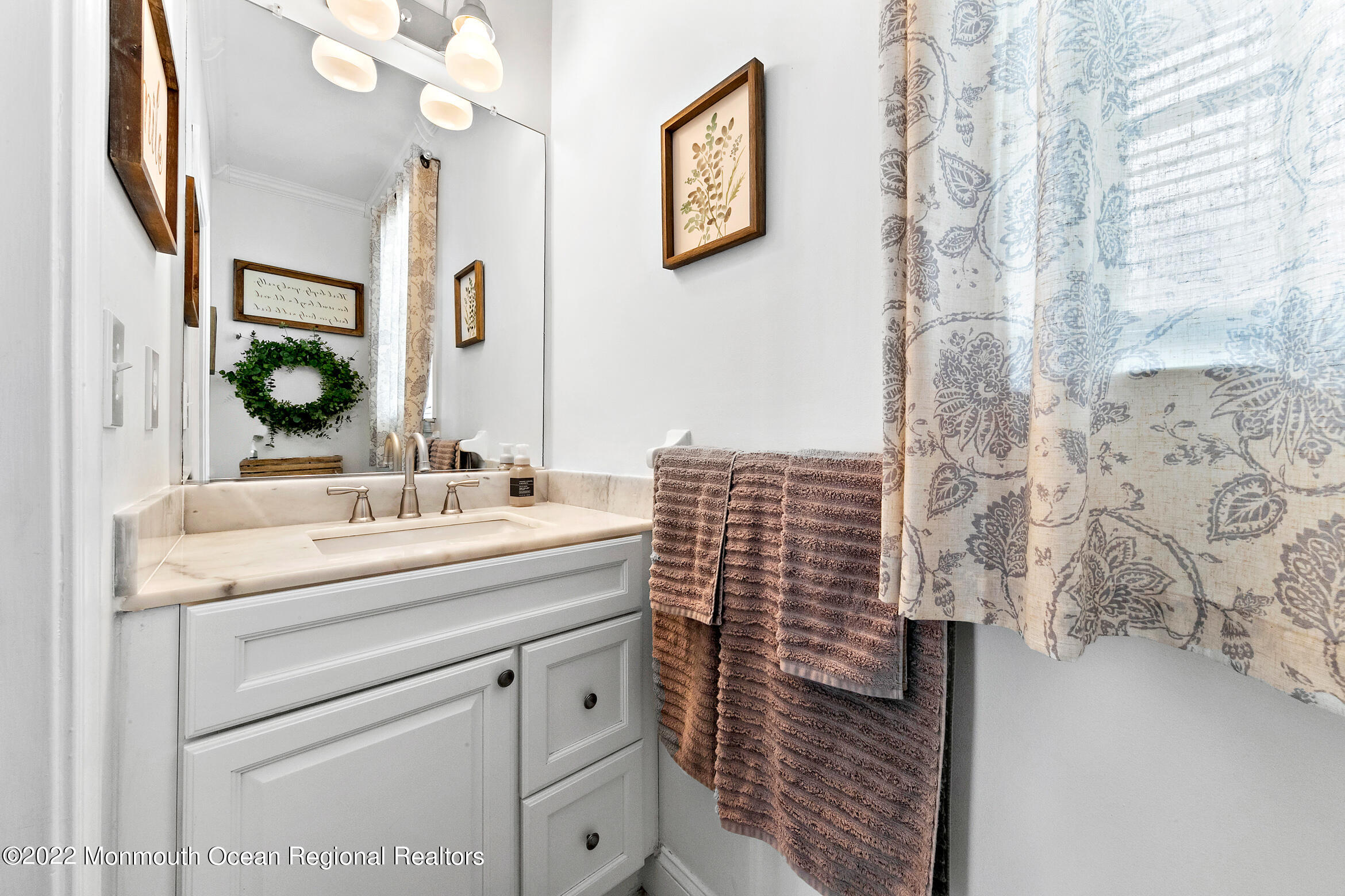 16 Exeter Pass Colts Neck, NJ 07722 - Photo 23 of 45 16ExeterPassOnline-29