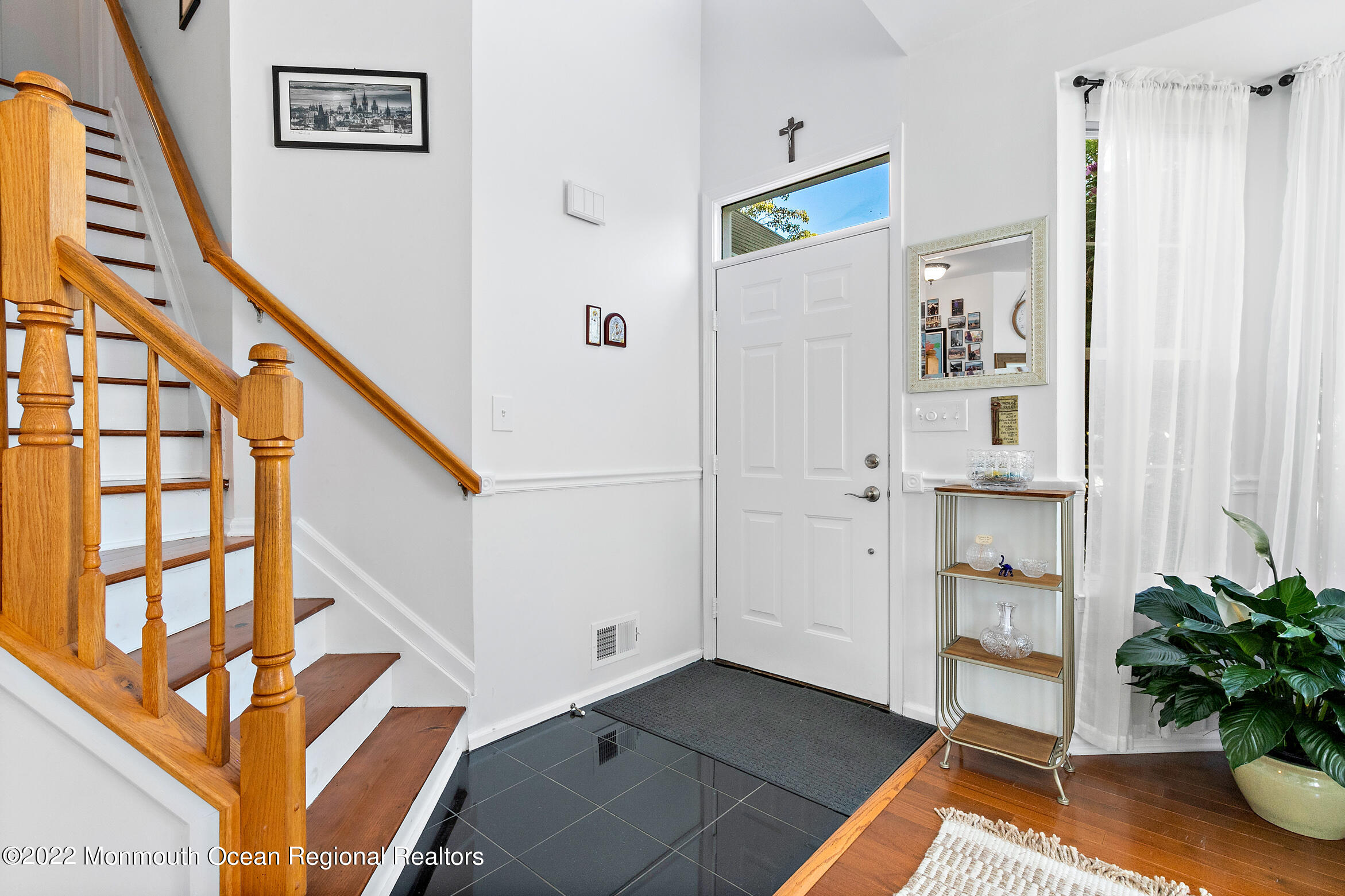 16 Exeter Pass Colts Neck, NJ 07722 - Photo 3 of 45 16ExeterPassOnline-28