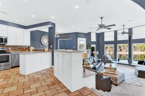 $575,000 | 131 Greenway Bend, Pottsboro, TX 75076