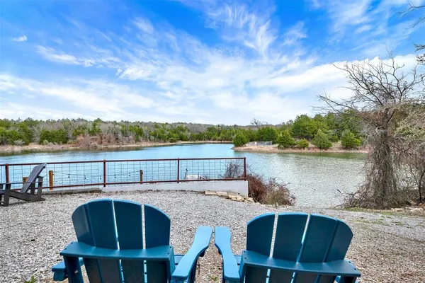 $575,000 | 131 Greenway Bend, Pottsboro, TX 75076