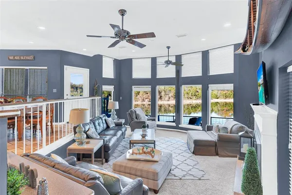 $575,000 | 131 Greenway Bend, Pottsboro, TX 75076