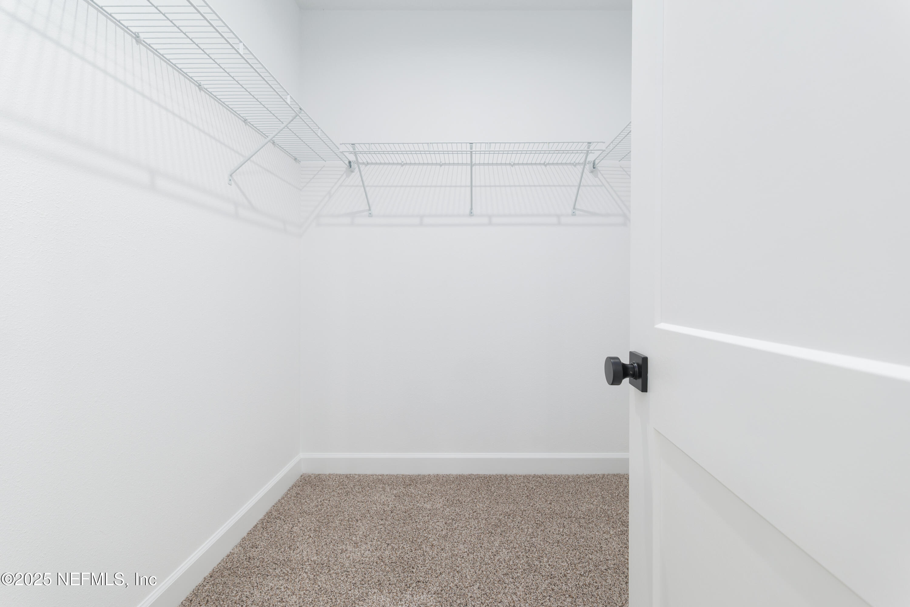 5294 County Road 352 Keystone Heights, FL 32656 - Photo 14 of 23 a view of a room