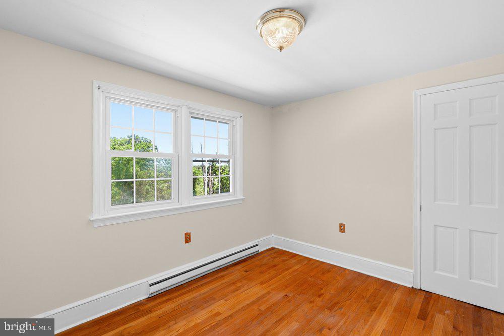 201 East Moyer Road Pottstown, PA 19464 - Photo 29 of 64 an empty room with a window
