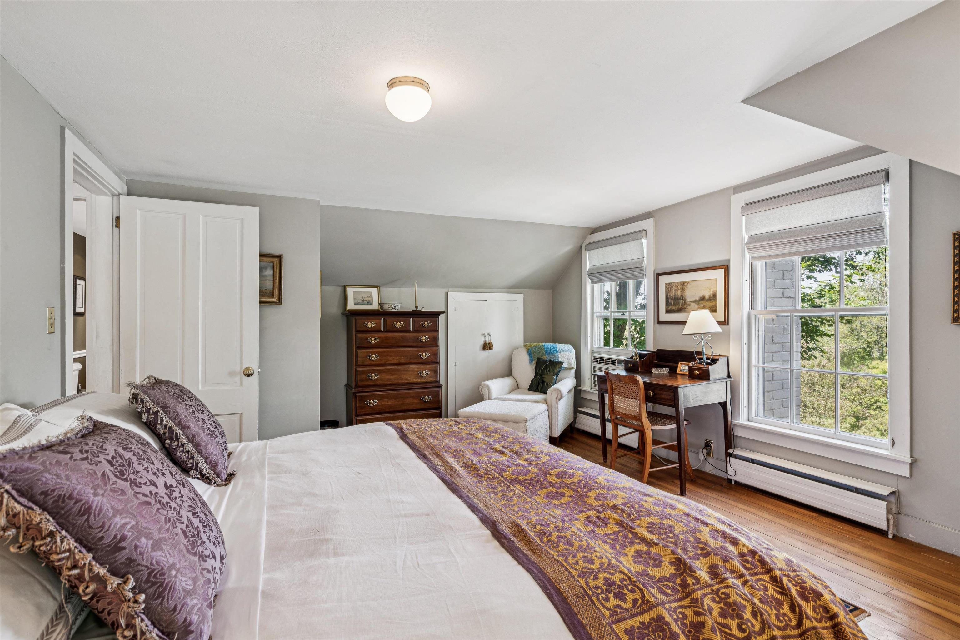 6077 Highway 12 Barnard, VT 05032 - Photo 19 of 38