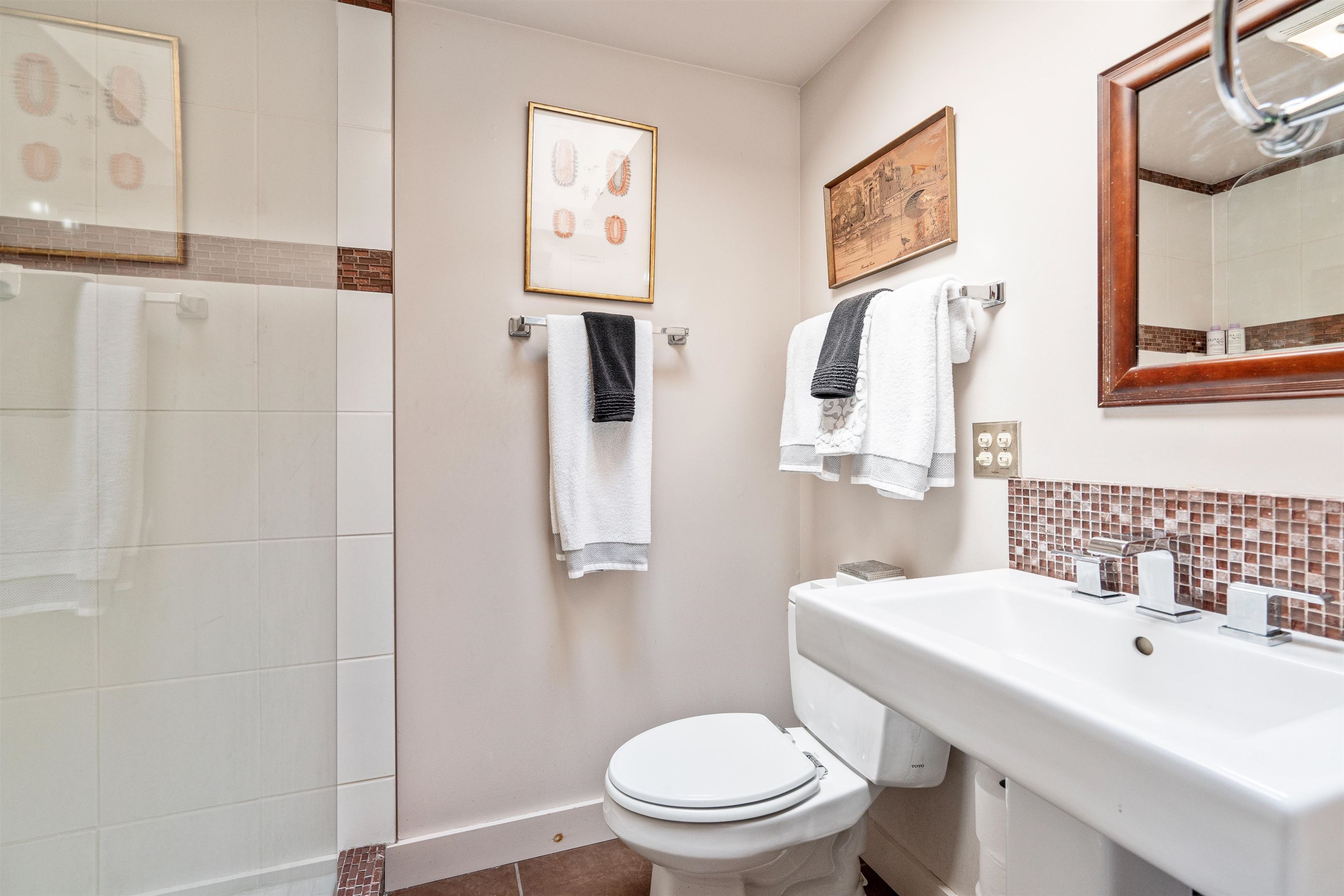 6077 Highway 12 Barnard, VT 05032 - Photo 29 of 38