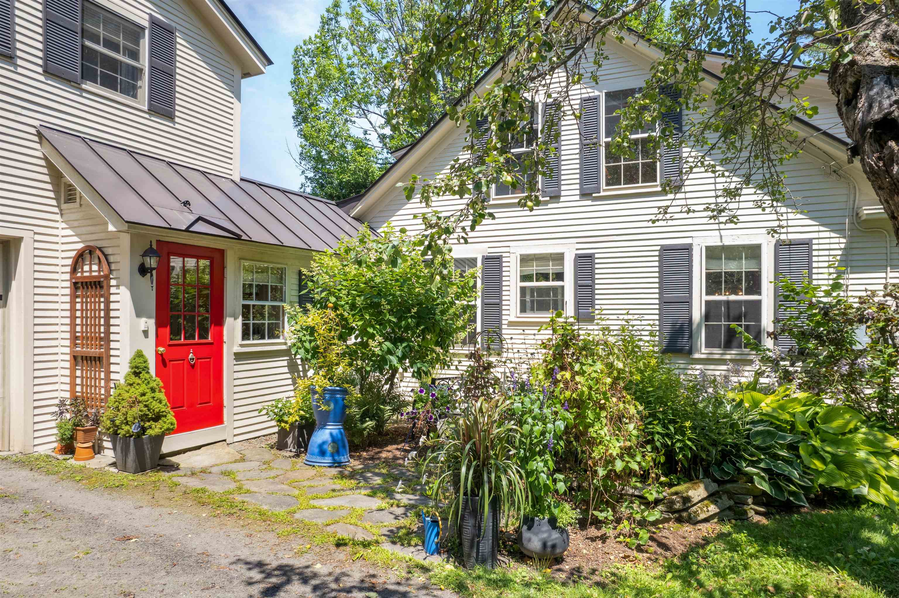 6077 Highway 12 Barnard, VT 05032 - Photo 35 of 38