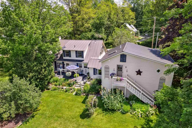 $795,000 | 6077 Highway 12, Barnard, VT 05032