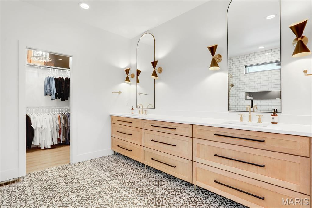 1244 Scuddler Troy, IL 62294 - Photo 28 of 57