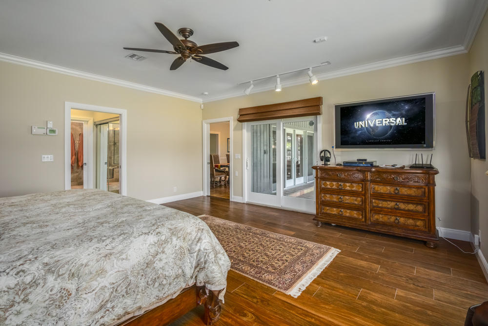 10 Wycliff Road Palm Beach Gardens, FL 33418 - Photo 12 of 41 14_master-bedroom2_10 Wycliff Road_PGA N