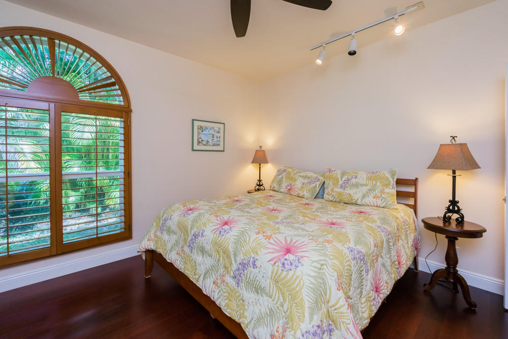 10 Wycliff Road Palm Beach Gardens, FL 33418 - Photo 20 of 41 23_bedroom2_10 Wycliff Road_PGA National