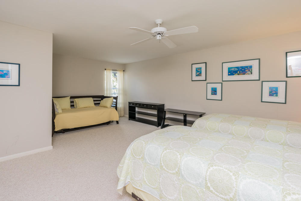 10 Wycliff Road Palm Beach Gardens, FL 33418 - Photo 22 of 41 25_bedroom4_10 Wycliff Road_PGA National