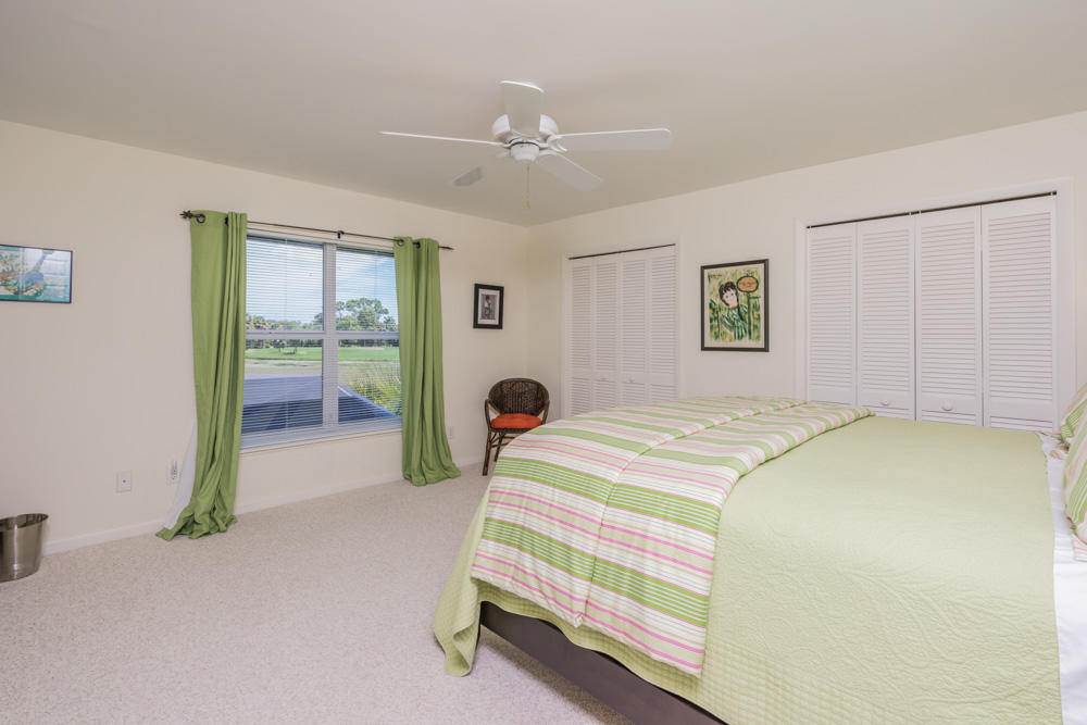 10 Wycliff Road Palm Beach Gardens, FL 33418 - Photo 23 of 41 26_bedroom5_10 Wycliff Road_PGA National