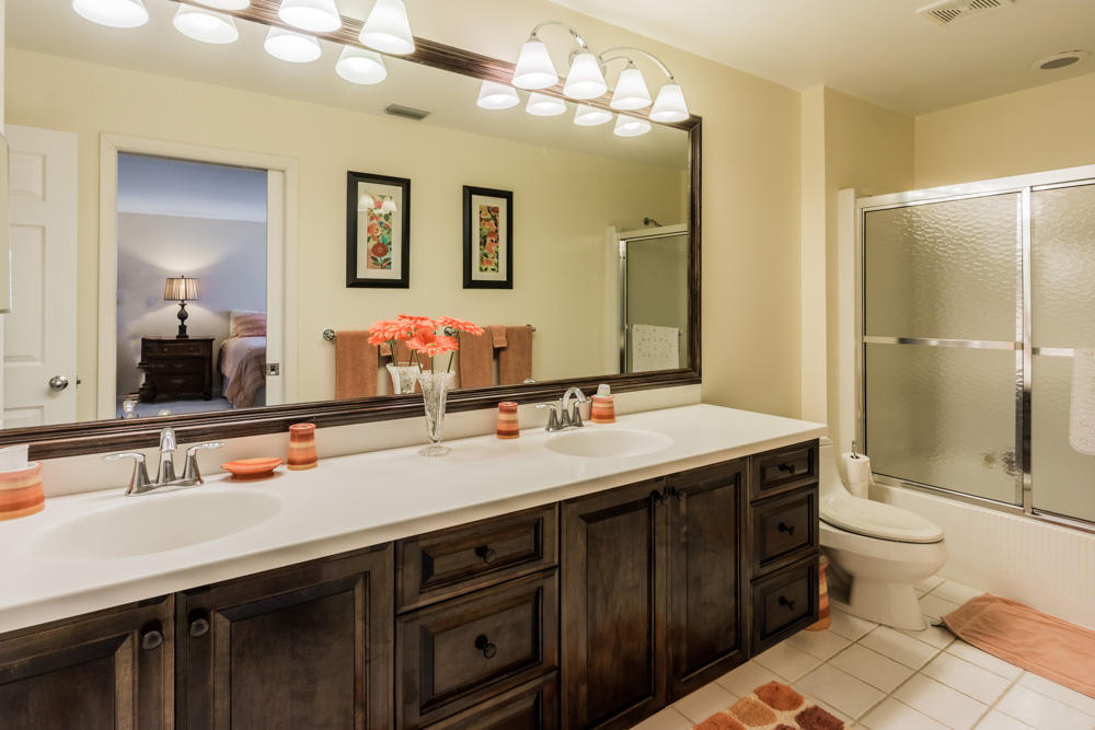 10 Wycliff Road Palm Beach Gardens, FL 33418 - Photo 26 of 41 29_bathroom_10 Wycliff Road_PGA National