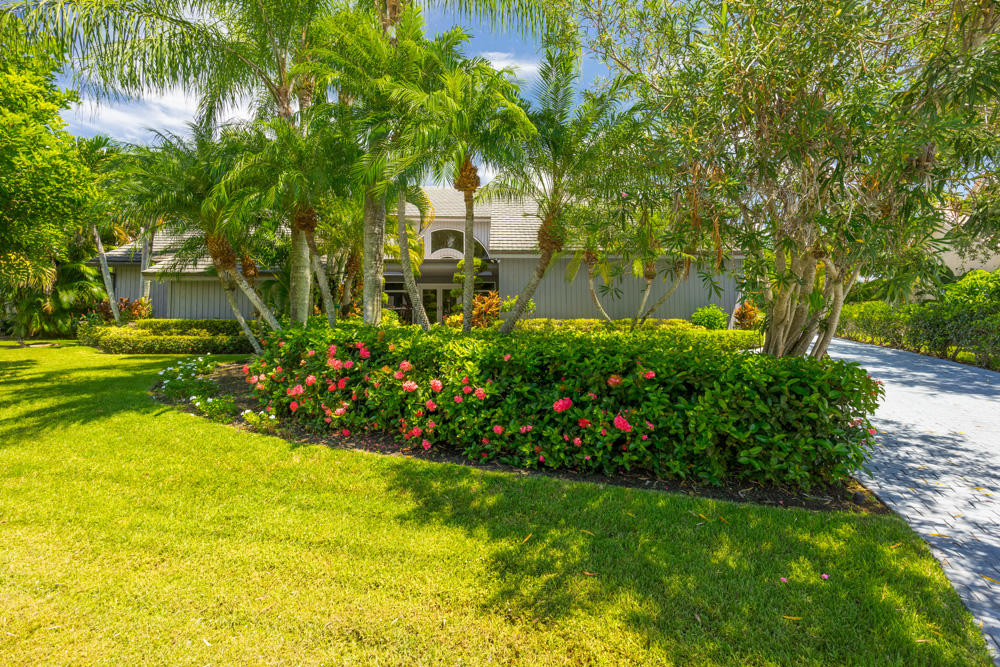 10 Wycliff Road Palm Beach Gardens, FL 33418 - Photo 37 of 41 41_front_10 Wycliff Road_PGA National-42