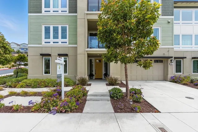$899,000 | 19 Waterline Place, Richmond, CA 94801