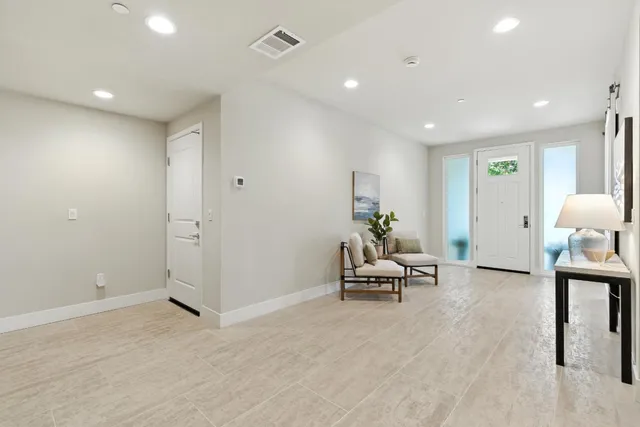 $899,000 | 19 Waterline Place, Richmond, CA 94801