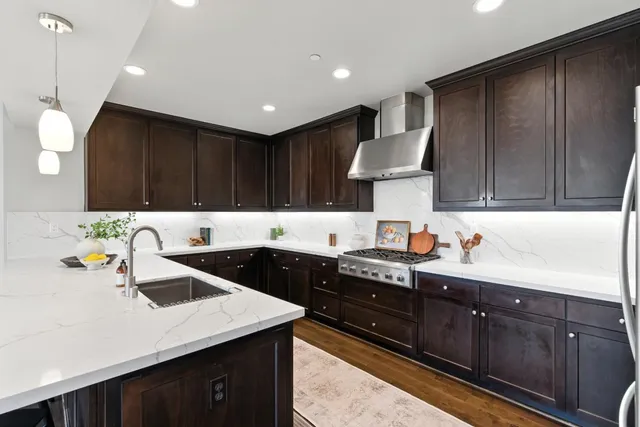 $899,000 | 19 Waterline Place, Richmond, CA 94801