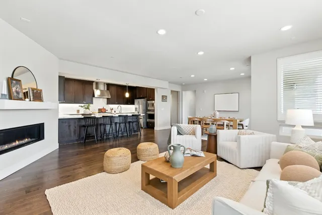 $899,000 | 19 Waterline Place, Richmond, CA 94801