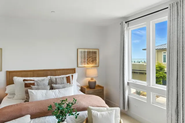 $899,000 | 19 Waterline Place, Richmond, CA 94801