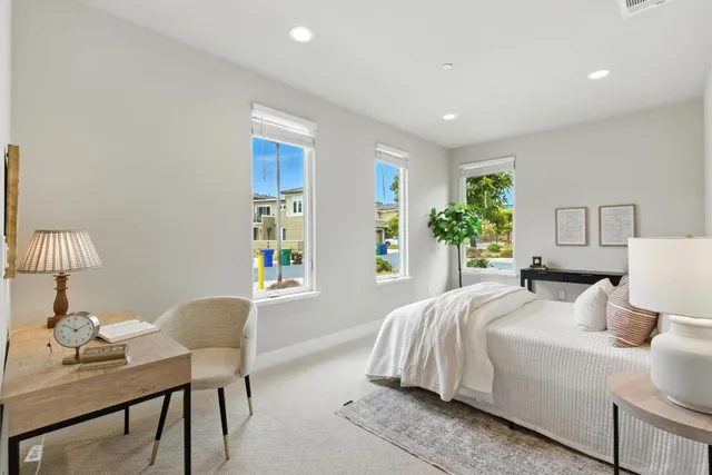 $899,000 | 19 Waterline Place, Richmond, CA 94801