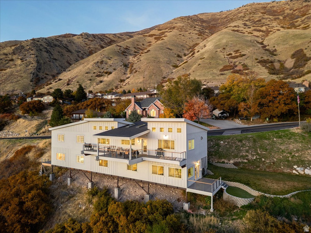 1800 Spring Oaks Drive Springville, UT 84663 - Photo 62 of 68 View of mountain backdrop