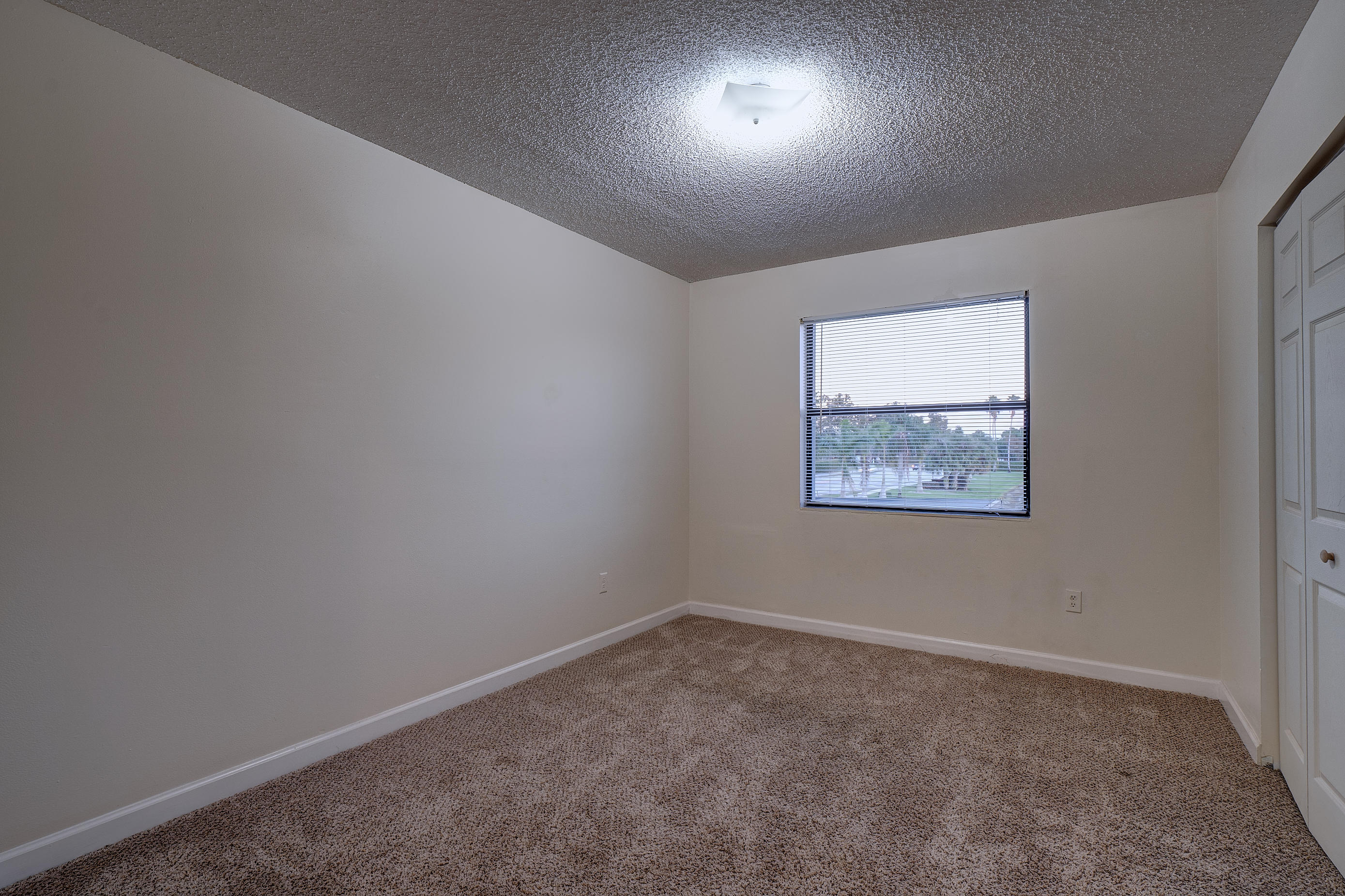 22170 Sands Point Drive Boca Raton, FL 33433 - Photo 8 of 19 001@RobertFernandez