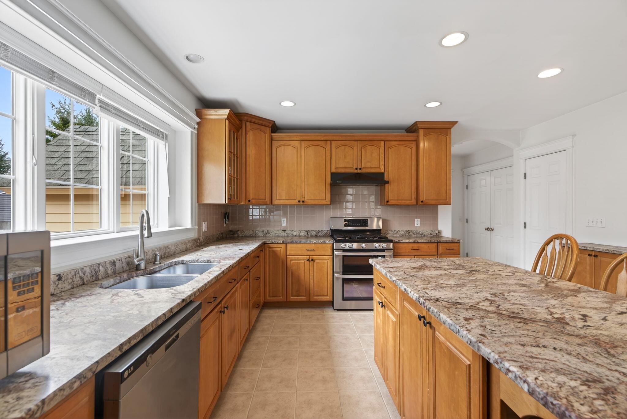 34 Fowler Farm Road Scarborough, ME 04074 - Photo 12 of 40 34 Fowler Farm