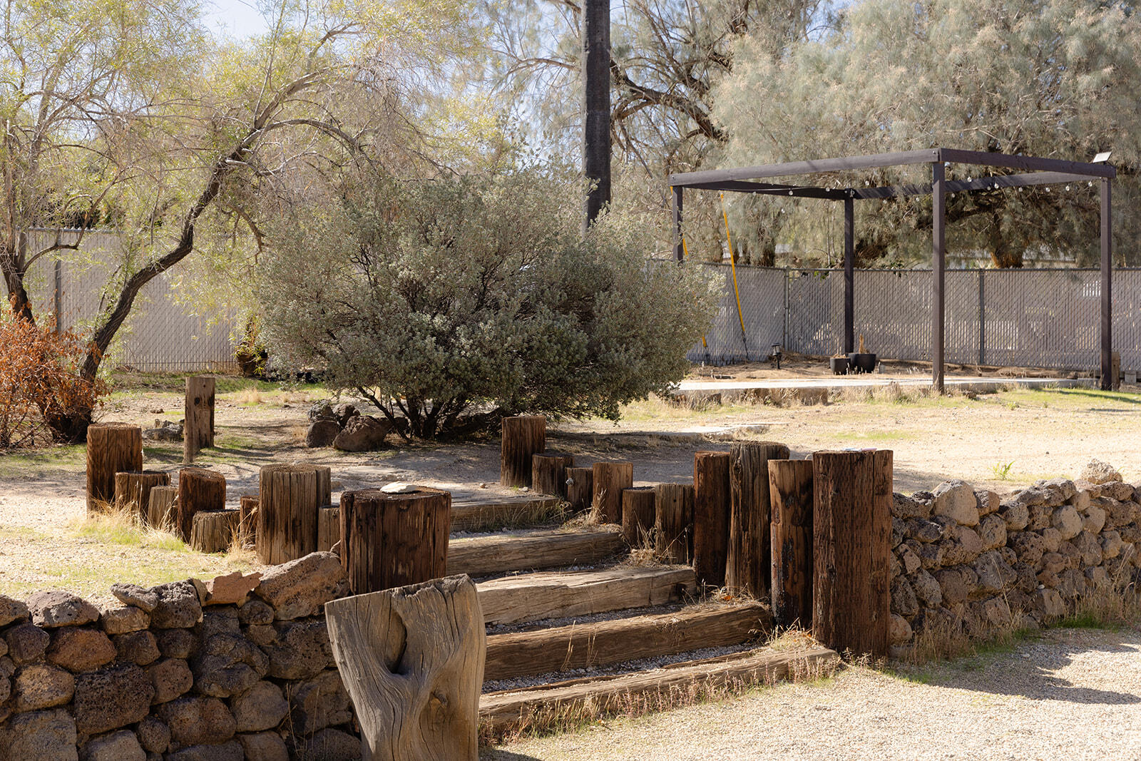 7995 Grand Avenue Yucca Valley, CA 92284 - Photo 25 of 26 a view of a backyard with of snow
