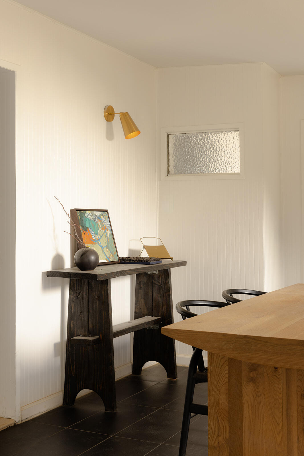 7995 Grand Avenue Yucca Valley, CA 92284 - Photo 9 of 26 a living room with furniture