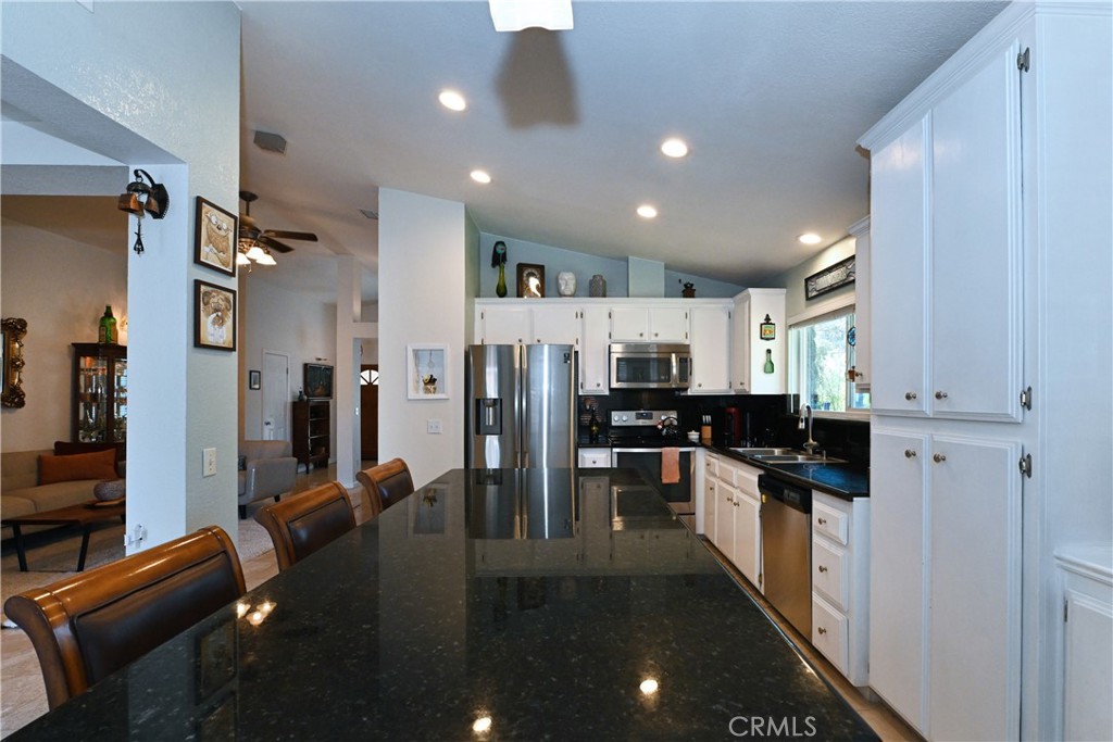 17371 Mockingbird Canyon Road Riverside, CA 92504 - Photo 61 of 73