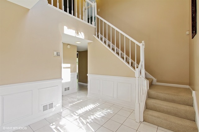 1214 Dayton Road Buffalo Grove, IL 60089 - Photo 2 of 25