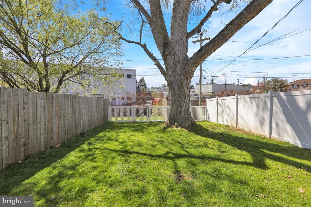 1152 Gregg Avenue Reading, PA 19607 - Photo 5 of 10