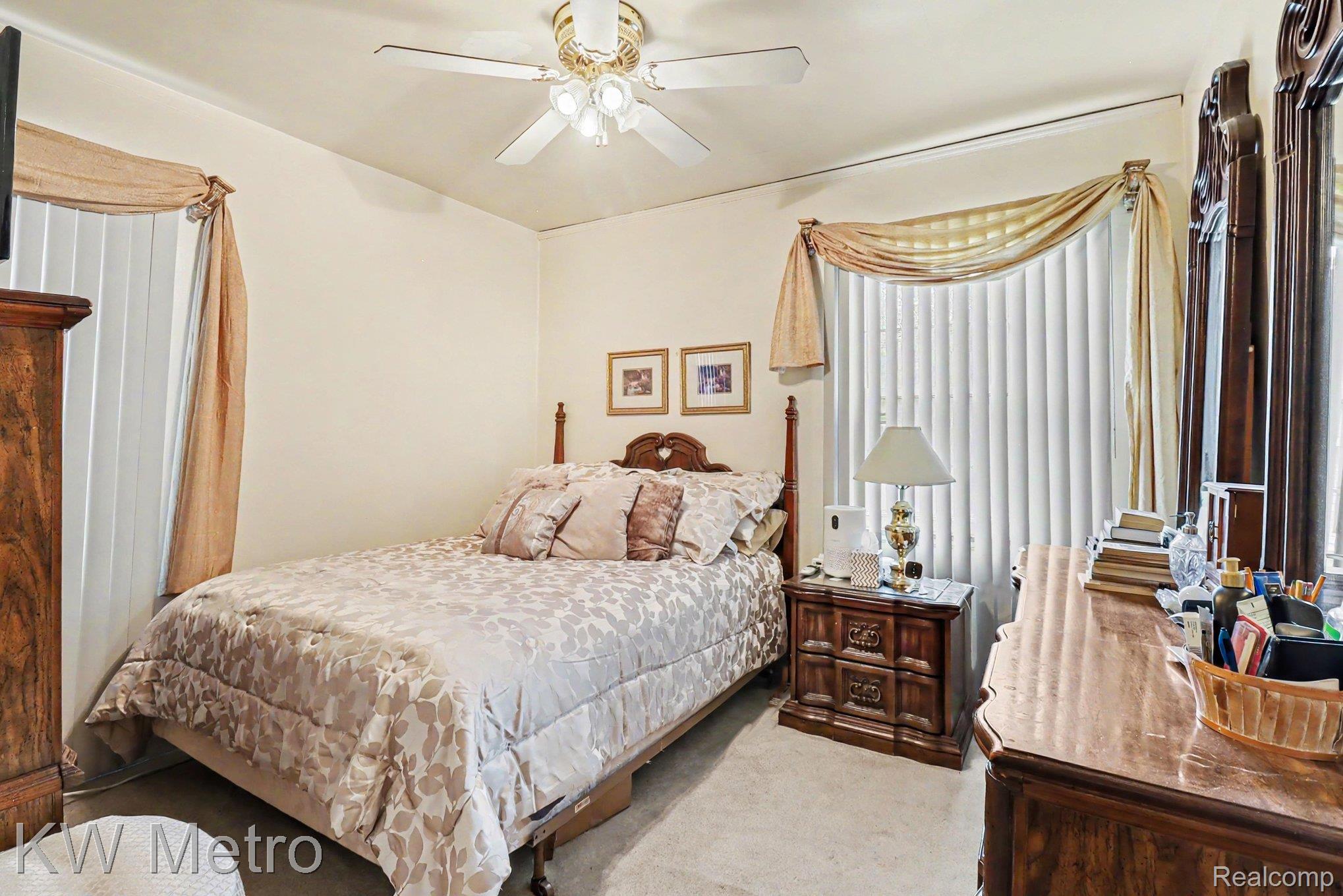 9116 Meyers Road Detroit, MI 48228 - Photo 12 of 17 Bedroom